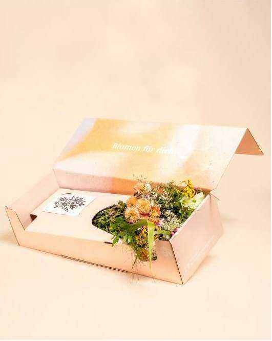 Corporate centrepiece