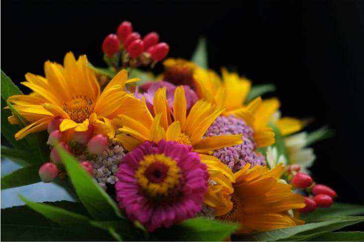 Tall dramatic centrepiece